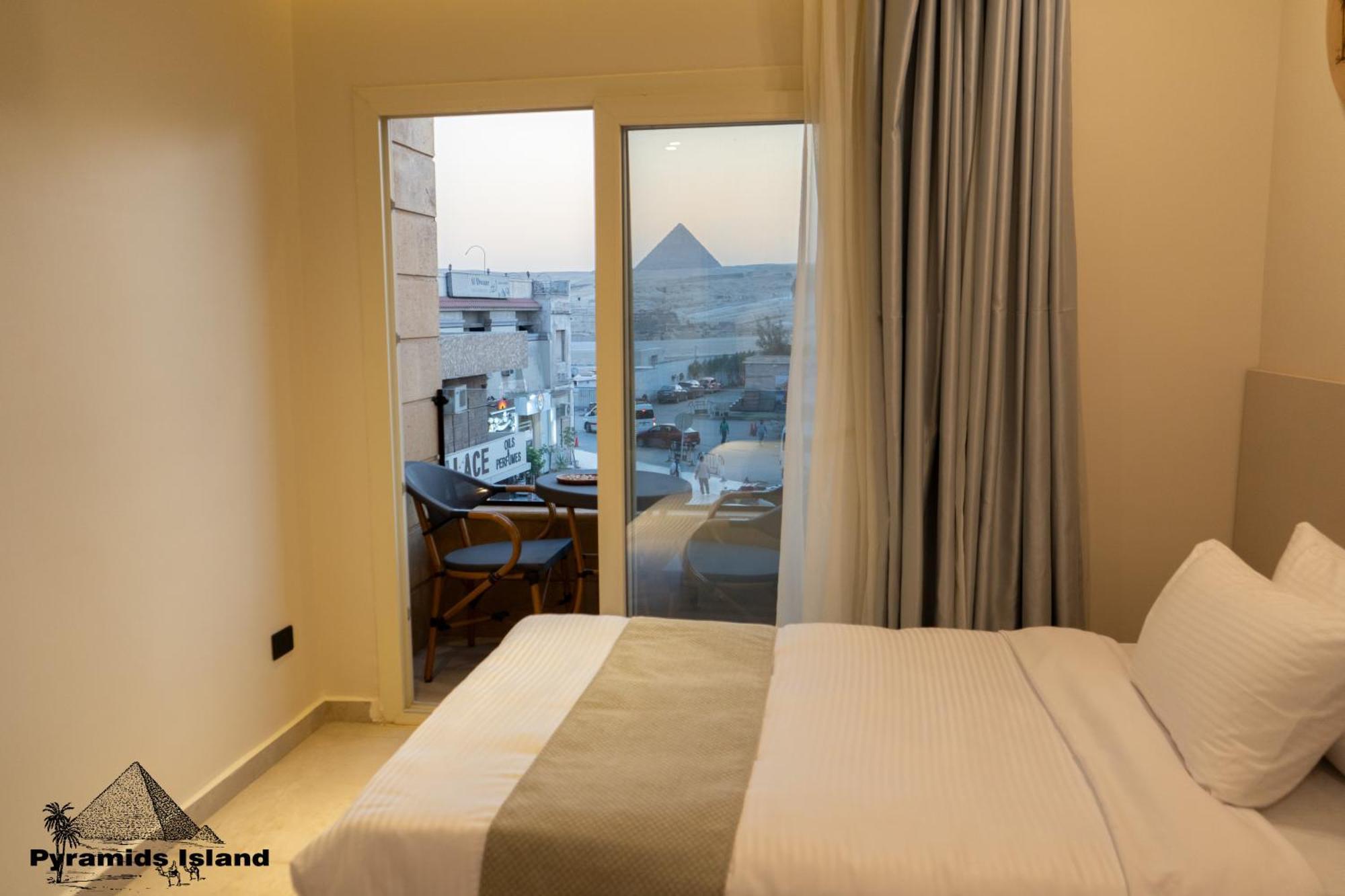 Pyramids Island Bed & Breakfast Kafrat al Jabal Ngoại thất bức ảnh