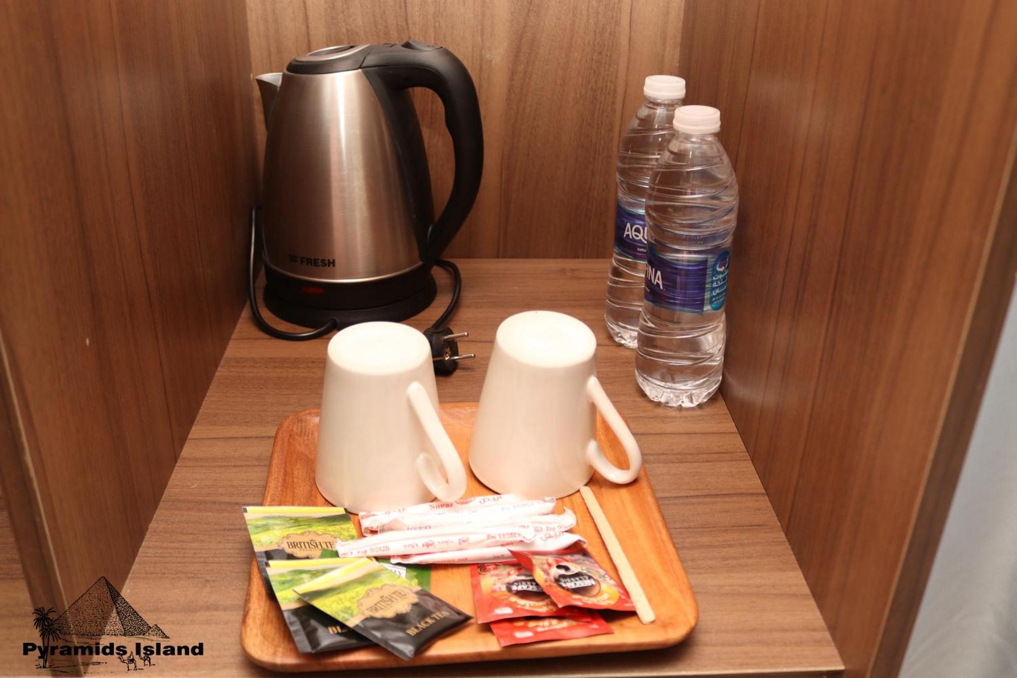 Pyramids Island Bed & Breakfast Kafrat al Jabal Ngoại thất bức ảnh