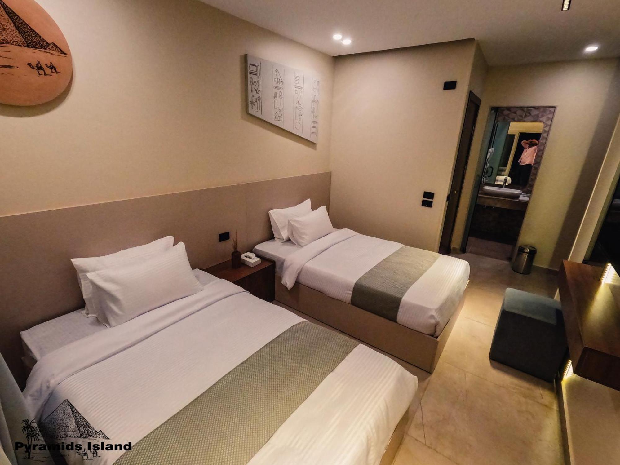 Pyramids Island Bed & Breakfast Kafrat al Jabal Ngoại thất bức ảnh