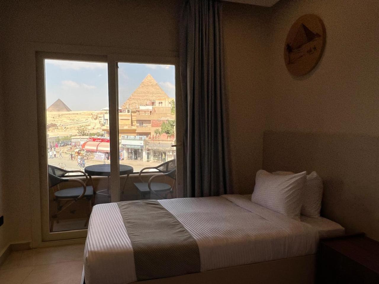 Pyramids Island Bed & Breakfast Kafrat al Jabal Ngoại thất bức ảnh